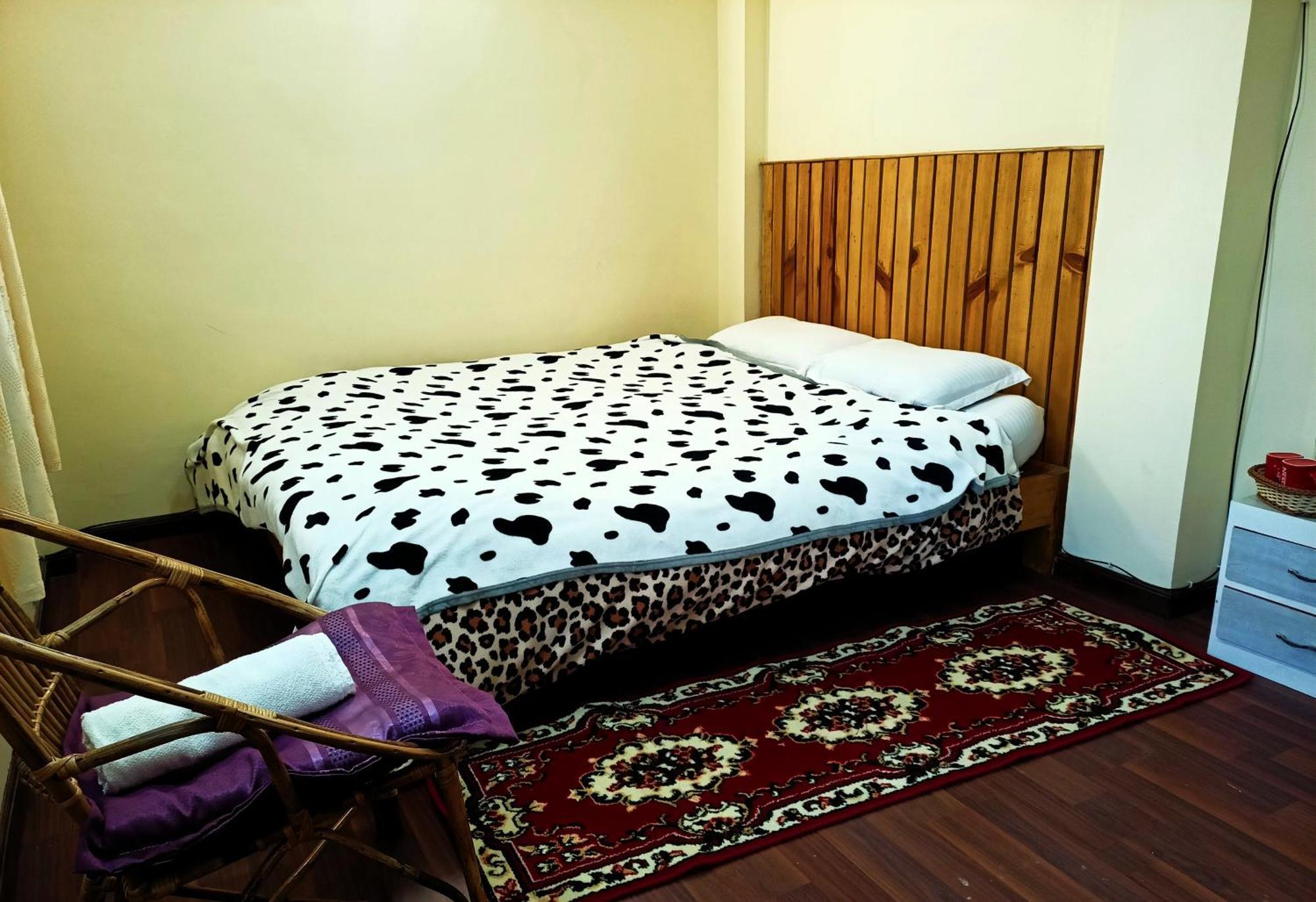 Nirvana Kuti Kathmandu Zimmer foto